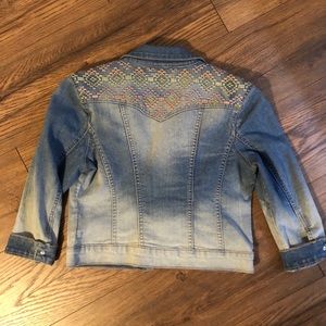 Jean jacket with embroidery